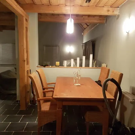 Misze Tanya Holiday home Alsobene
